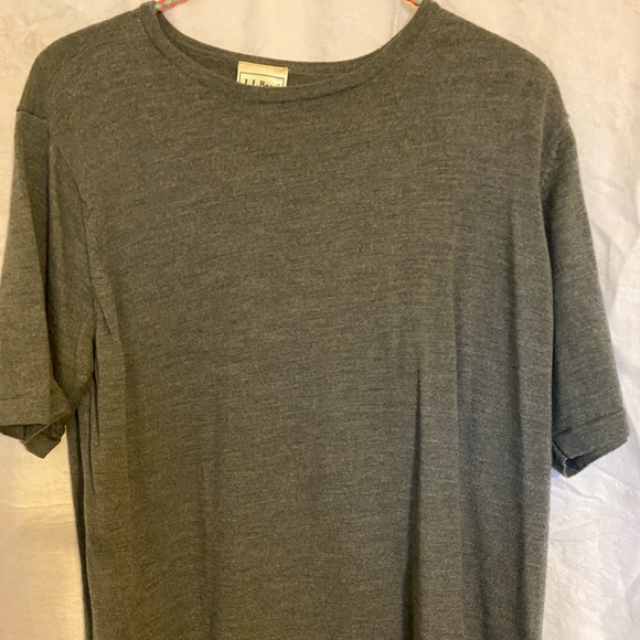 Charcoal Grey LL Bean short sleeve shirt for women size XL - Picture 2 of 3